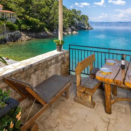 Apartment Vela Stiniva Zastrazisce