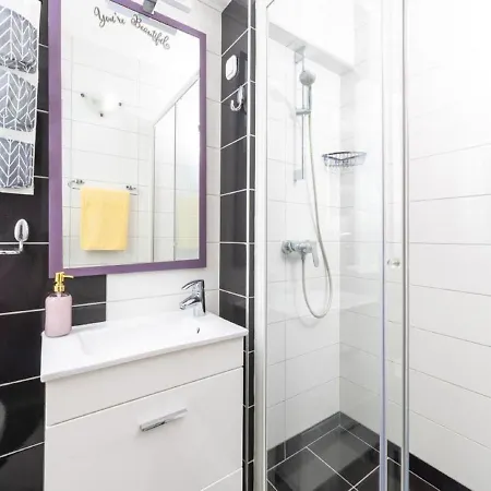 Vela Stiniva Apartment *