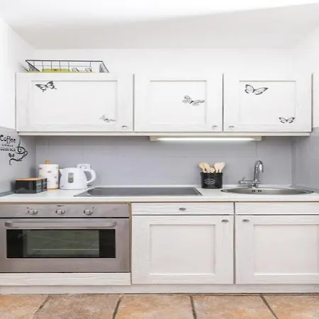 Vela Stiniva Apartment Zastrazisce